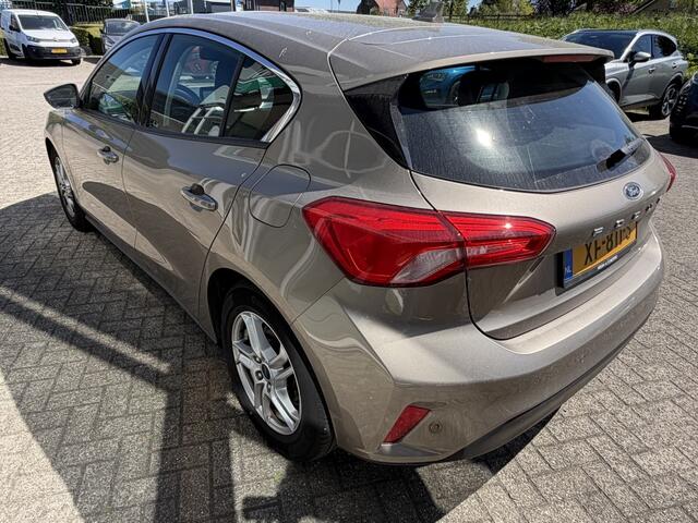 Ford FOCUS 1.0 EcoB. Tr Ed. bns, Nav, Carplay, Stoel en Stuurverwaming