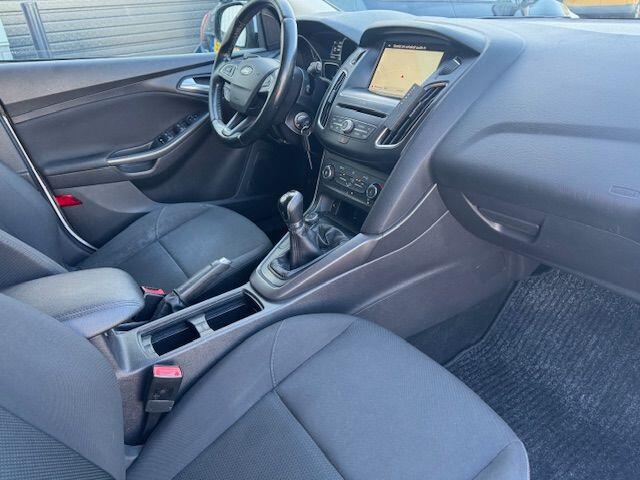 Ford FOCUS Wagon 1.0 Lease Edition Airco,Cruisecontrol,Navigatie,Camera