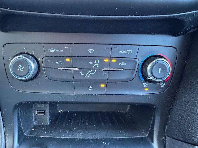 Ford FOCUS Wagon 1.0 Lease Edition Airco,Cruisecontrol,Navigatie,Camera