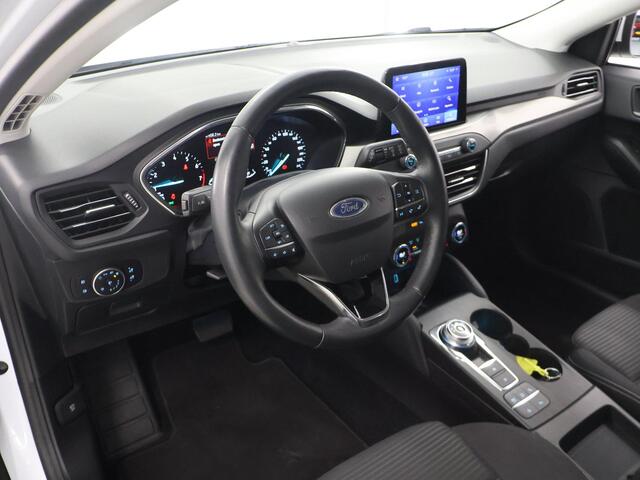 Ford FOCUS 1.0 EcoBoost Titanium Business | Winterpakket | Parkeercamera | Cimate Control | Cruise Control | Navigatie |