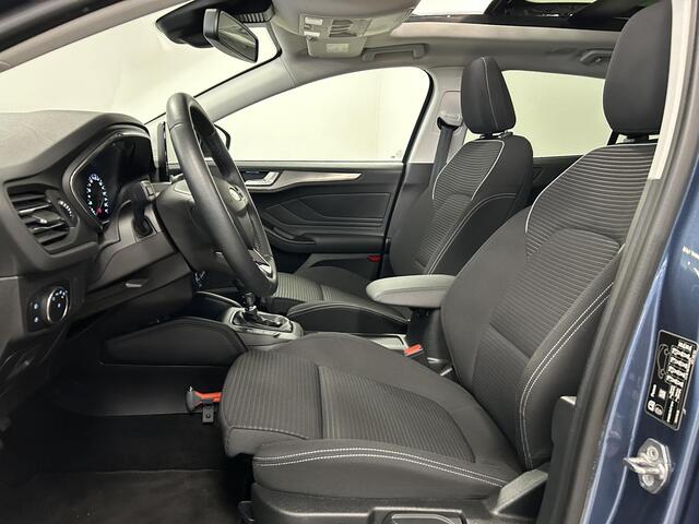 Ford FOCUS Wagon 1.0 EcoBoost Titanium Business | Panoramadak | Navi |