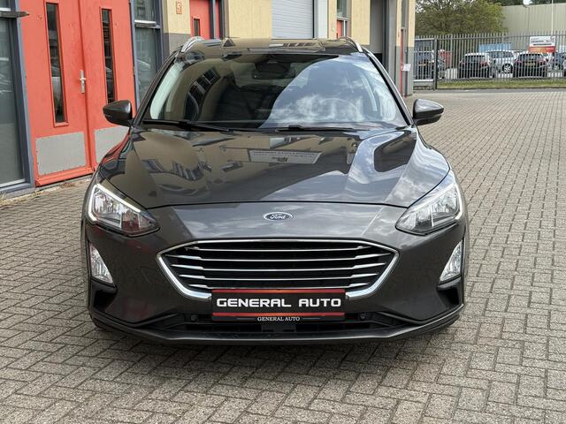Ford FOCUS Wagon 1.0 EcoBoost Titanium Business, AUTOMAAT