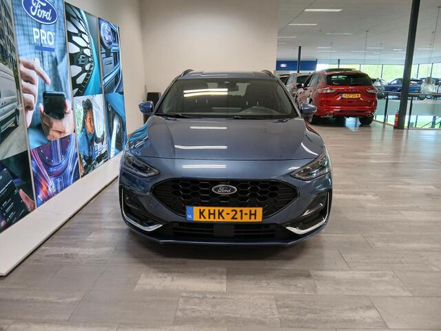 Ford FOCUS Wagon 1.0 EcoBoost Hybrid ST Line Vignale | Elektrische achterklep | Winter Pack | Driver Assistance Pack | Vol Sensico bekleding | Elektrische trekhaak |