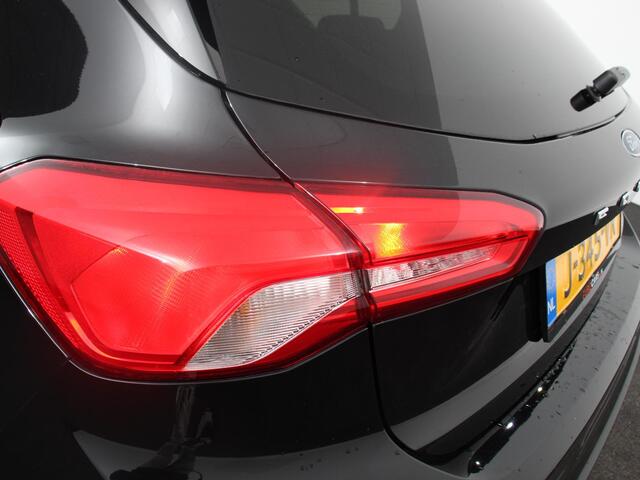 Ford FOCUS 1.0 EcoBoost Hybrid ST Line Business Navigatie Cruise Control Privacy Glass Parkeer sensoren