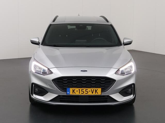Ford FOCUS Wagon 1.0 EcoBoost Hybrid ST Line X Business | Elekt. Wegklapbare Trekhaak | Navigatie | Parkeercamera | Climate Control |