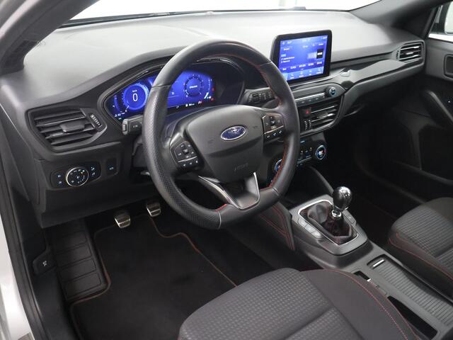 Ford FOCUS Wagon 1.0 EcoBoost Hybrid ST Line X Business | Elekt. Wegklapbare Trekhaak | Navigatie | Parkeercamera | Climate Control |