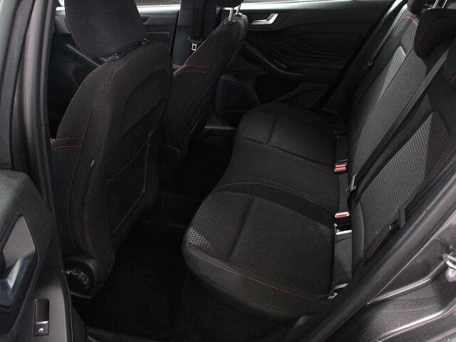 Ford FOCUS 1.0 Focus 125 PK HB ST-Line Automaat Navi Climate control cruise control Carplay LM velgen Parkeersensoren Led Matrix koplampen