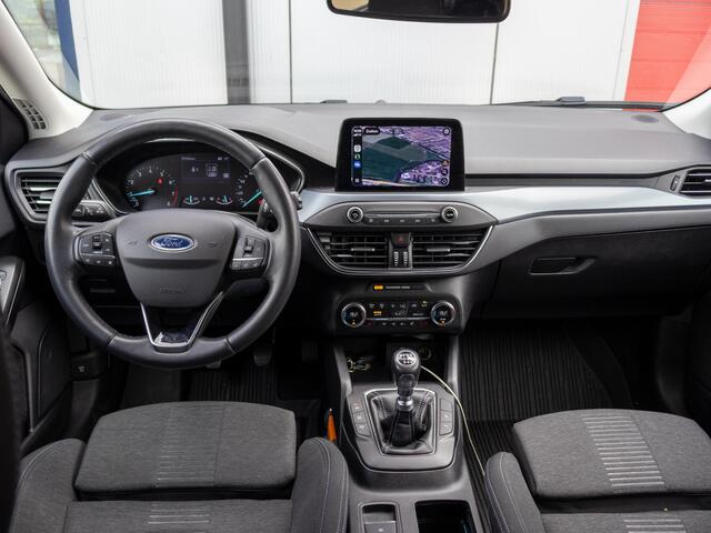 Ford FOCUS Wagon 1.5 EcoBoost Active Business Winterpack Trekhaak Keyless