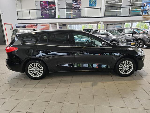 Ford FOCUS Wagon 1.0 EcoBoost Titanium Business