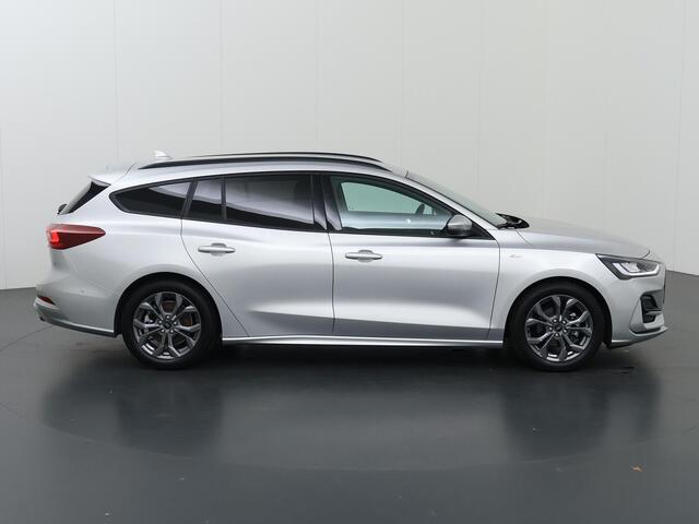 Ford FOCUS Wagon 1.0 EcoBoost Hybrid ST Line X | Afneembare Trekhaak | Winterpakket | Cruise Control Adaptief | Parkeercamera | Head-Up | Navigatie |