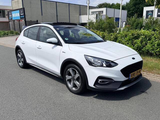 Ford FOCUS 1.5 EcoBoost 150PK AUTOMAAToPano