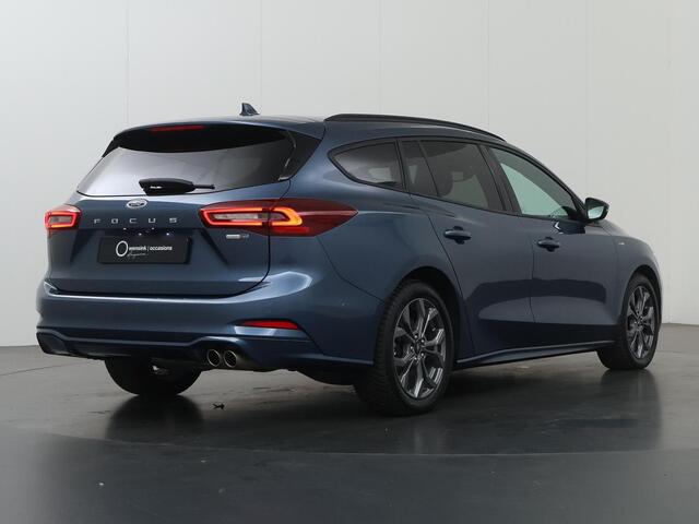 Ford FOCUS Wagon 1.0 EcoBoost Hybrid ST Line X | Afneembare Trekhaak | Winterpakket | Cruise Control Adaptief | Parkeercamera | Head-Up | Navigatie |