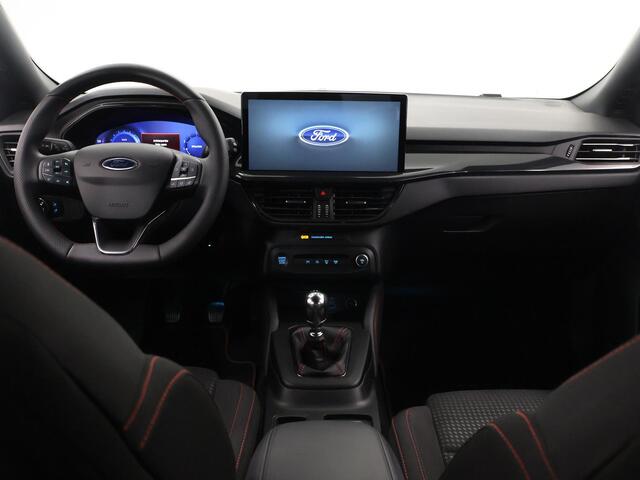 Ford FOCUS Wagon 1.0 EcoBoost Hybrid ST Line X | Afneembare Trekhaak | Winterpakket | Cruise Control Adaptief | Parkeercamera | Head-Up | Navigatie |