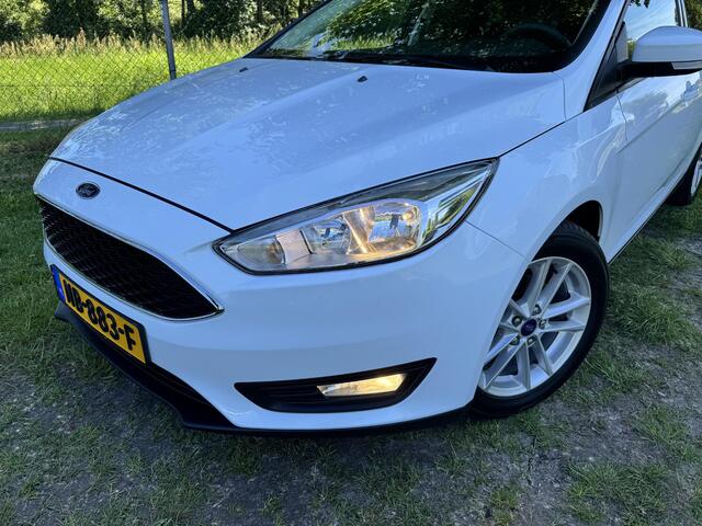 Ford FOCUS Wagon 1.0 EB 100PK Lease Edition | NW. GELEVERD | DEALER ONDERHOUDEN | CARPLAY | NAVI | CRUISE | AIRCO |