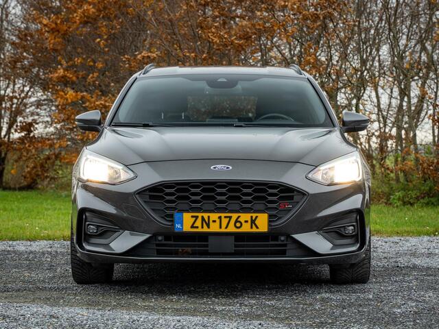 Ford FOCUS Wagon 1.0 EcoBoost ST Line // proefrit mogelijk