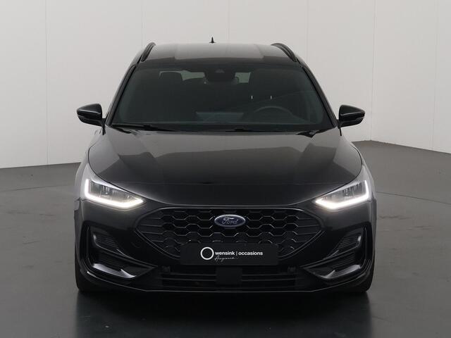Ford FOCUS Wagon 1.0 EcoBoost Hybrid ST Line X | Afneembare Trekhaak | Winterpakket | Cruise Control Adaptief | Parkeercamera | HUD | Navigatie | Apple Carplay/Android Auto |