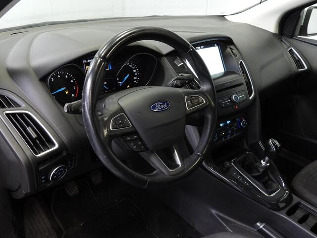 Ford FOCUS 1.0 EcoBoost Titanium NAVI/CLIMA/CRUISE/PDC/16"LMV!