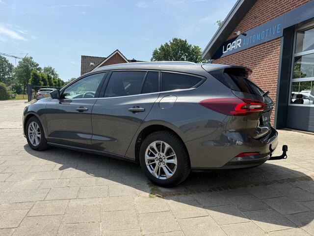 Ford FOCUS Wagon 1.0 EcoBoost 155PK Hybrid Titanium 1ste Eigenaar | Navi | Camera | Groot Navi | Trekhaak