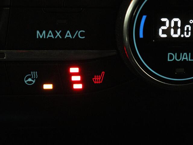 Ford FOCUS 1.0 EcoBoost ST Line X | Stoelverwarming | Adaptive cruise | Camera | Carplay | Stuurverwarming | Full LED | Keyless | Navigatie | Climate control | Bluetooth