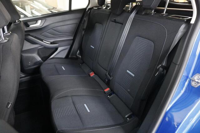 Ford FOCUS Wagon 1.0 EcoBoost Hybrid Active X 155 PK. Clima | Head up display | Carplay | Camera | Volle auto!
