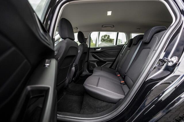 Ford FOCUS Wagon 1.0 EcoBoost Active Business | Camera | Trekhaak