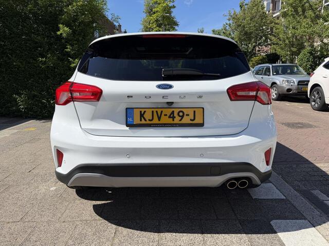 Ford FOCUS 1.5 EcoBoost Active Business NAVI PANO ACC LED KEYLESS CARPLAY HEADUP DISPLAY.