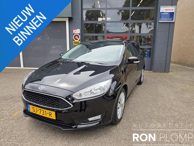 Ford FOCUS Wagon 1.0 Lease Edition / Airco/ Navigatie/ Cruise/ Apple carplay/ PDC
