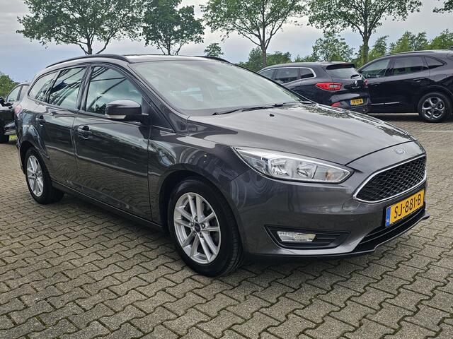 Ford FOCUS Wagon 1.0 Lease Edition Navigatie | Cruise control | Apple Carplay / Android auto | PDC achter etc.