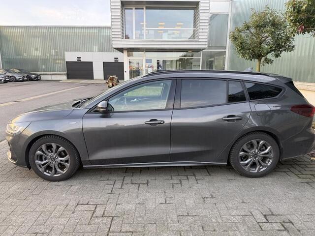 Ford FOCUS Wagon 1.0 ECOBOOST HYBRID ST LINE X AUT. Navi | Stuur + Stoelverwarming | 4-seiz. banden!
