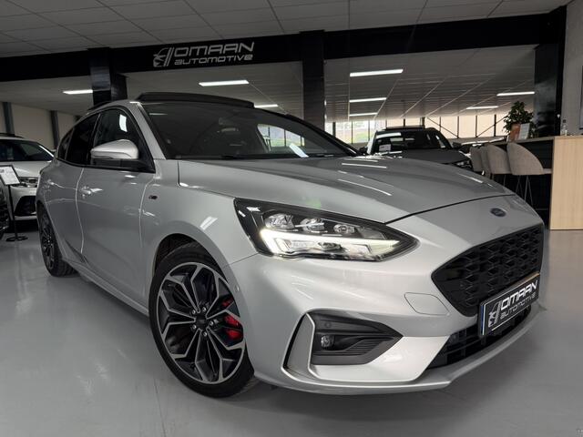 Ford FOCUS 1.5 EcoBoost ST-Line AUT. PANO LANE ACC