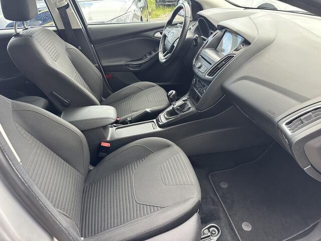 Ford FOCUS Wagon 1.0 Titanium