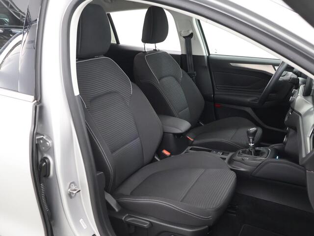 Ford FOCUS Wagon 1.0 EcoBoost Titanium Business | Winterpakket | Climate Control | Cruise Control | Parkeersensoren |