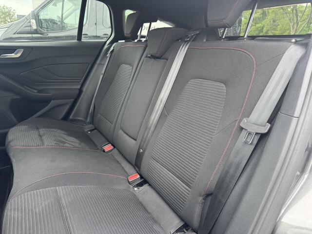 Ford FOCUS Wagon 1.0 EcoBoost Hybrid ST Line X | 155 PK | Winter Pack | Driver Assistance Pack