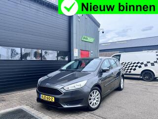 ford-focus-wagon-1.0-lease-ed.-trek