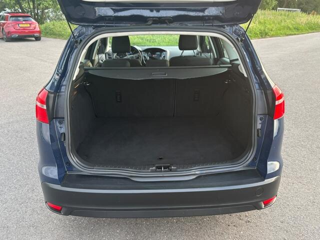 Ford FOCUS Wagon 1.0 Trend AUTOMAAT CAMERA Carplay NW APK