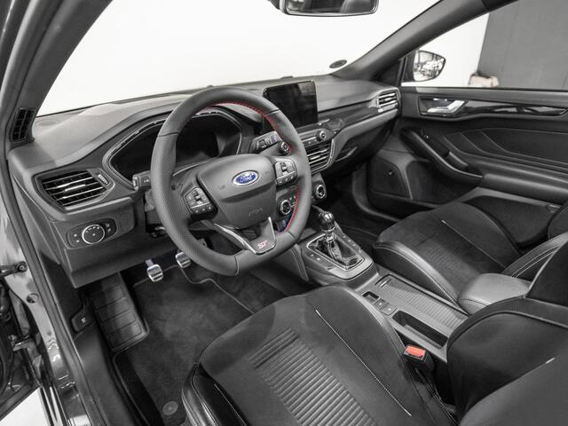 Ford FOCUS 2.3 EcoBoost ST-3 Pano Virtual Milltek B&O ACC