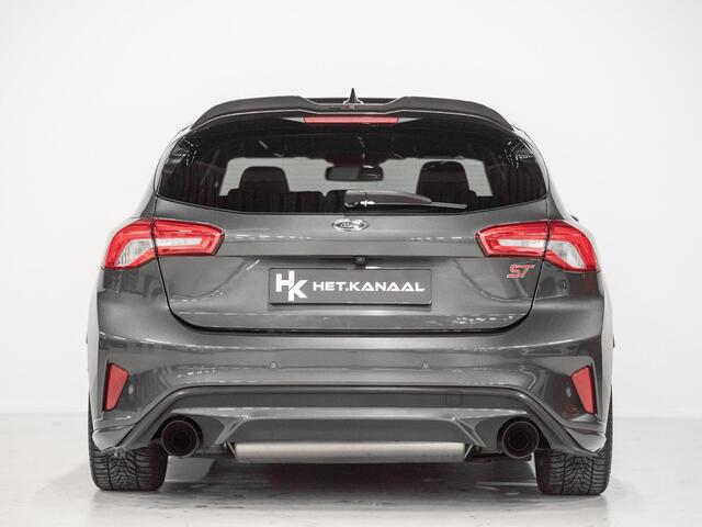 Ford FOCUS 2.3 EcoBoost ST-3 Pano Virtual Milltek B&O ACC