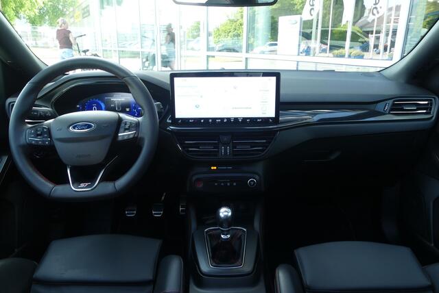 Ford FOCUS 2.3 EcoBoost ST-X HUD, WINTER PACK, ADAPT. CRUISE, CLIMA, NAVI, CAMERA, PDC V&A, APPLE CARPLAY/ANDROID AUTO, BLIS, KEYLESS, B&O, ELEKT. STOELEN, 34.922KM