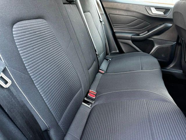 Ford FOCUS Wagon 1.0 EcoBoost Titanium Business Airco/ECC,Cruisecontrol,Navigatie Zeer Nette Auto