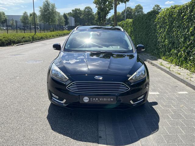 Ford FOCUS Wagon 1.0 Titanium * Carplay * Nieuwe Distr. * Camera * Garantie