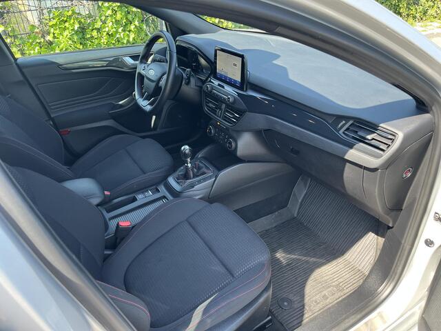 Ford FOCUS Wagon 1.0 EcoBoost ST-Line * Carplay * Camera * Navi * Garantie