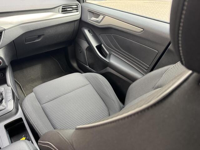 Ford FOCUS Wagon 1.0 EcoBoost Titanium Business / stoel en stuur verwarming/ voorruit verwarming / achteruitrijcamera met parkeersensoren voor + achter / apple carplay en android auto / adaptief cruise control