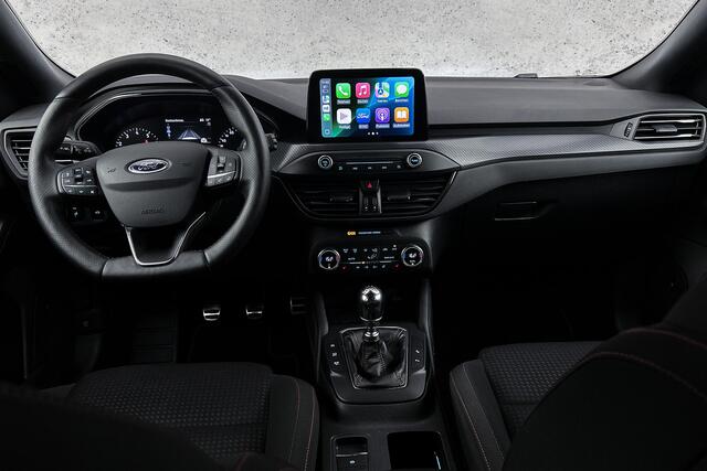 Ford FOCUS Wagon 1.0 EcoBoost ST Line Business | Camera | LED koplampen | Trekhaak