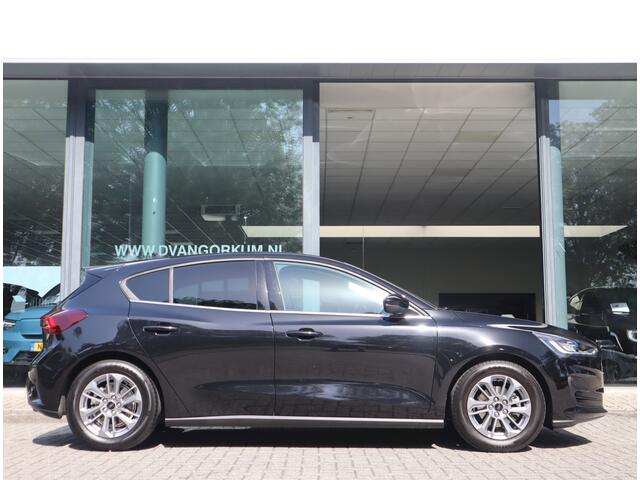 Ford FOCUS 1.0 EcoBoost Hybrid Titanium Carplay / Elekramen / Airco / Pdc