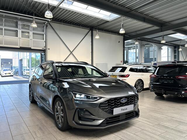 Ford FOCUS Wagon EcoBoost Hybrid 155pk ST Line X | AUTOMAAT | Matrix LED | Adapt. Cruise | AGR Stoel | Elektrische Achterklep | Winterpack | SYNC 4 |