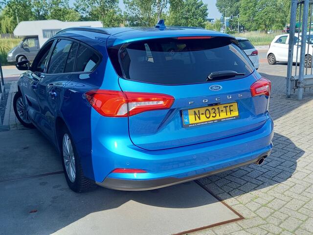 Ford FOCUS Wagon 1.0 EcoBoost Titanium X Business - 1 EIGENAAR - NL AUTO - ZEER LUXE - AFN TREKHAAK -