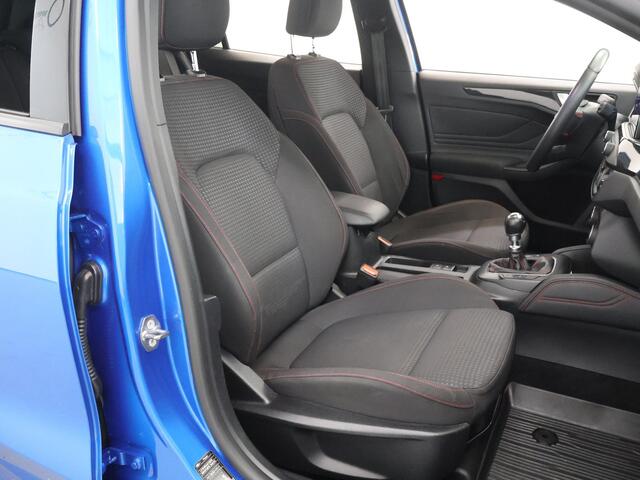 Ford FOCUS Wagon 1.0 EcoBoost Hybrid ST Line X Business | Trekhaak | Winterpack | Design LED | Adaptieve Cruise Control | Parkeercamera |
