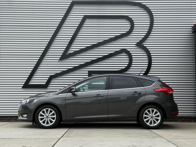 Ford FOCUS 1.0 Titanium Navi|Clima|Cruise|PDC V+A|Carplay|N.A.P|APK tot 01-2027