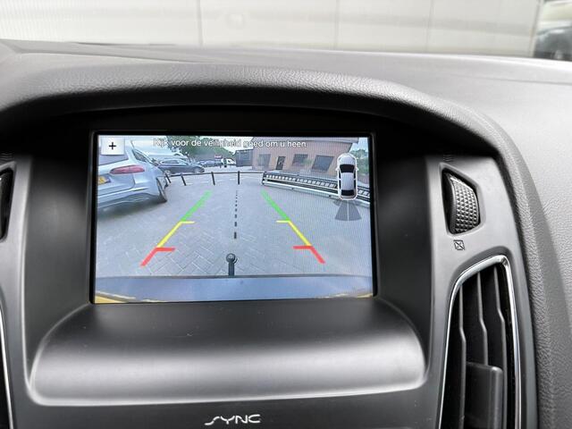 Ford FOCUS 125PK EcoB. ST-Line Trekhaak/Camera/Carplay-android/Navigatie/Cruise-control