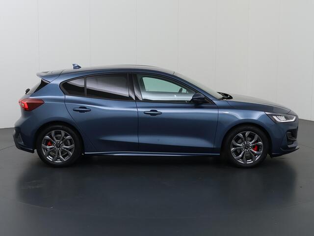 Ford FOCUS 1.0 EcoBoost Hybrid ST Line X | Winterpakket | B&O | Parkeercamera | Navigatie | Cruise Control | Climate Control |